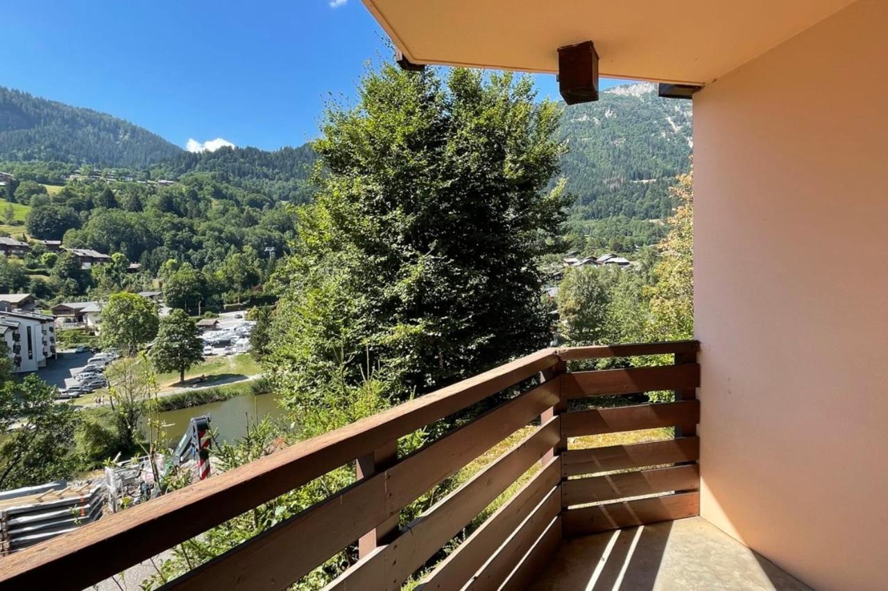 Vue Des "Chavants" Studio 20 M With Balcony Ле Уш Екстериор снимка