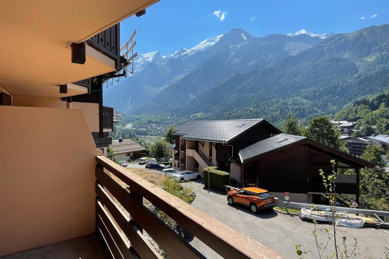 Vue Des "Chavants" Studio 20 M With Balcony Ле Уш Екстериор снимка